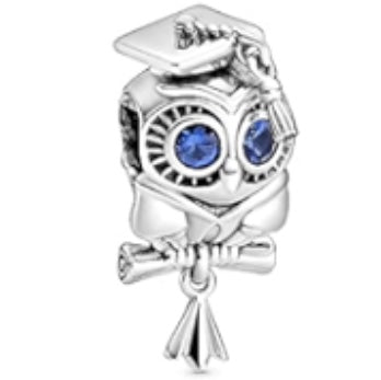 Charm Buho Graduación