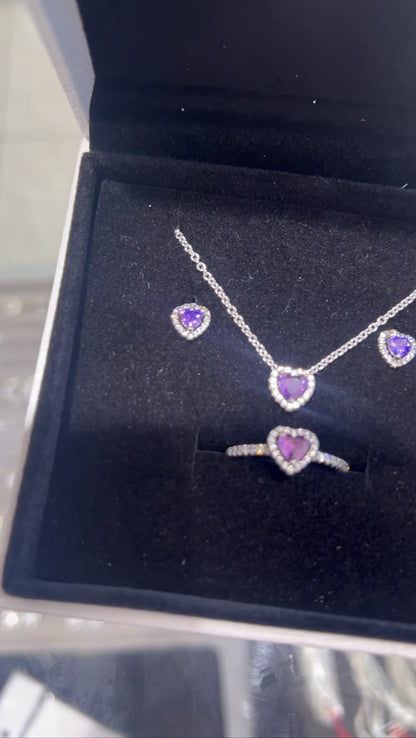 SET COMBO MORADA (Aretes, Anillo & Cadena)